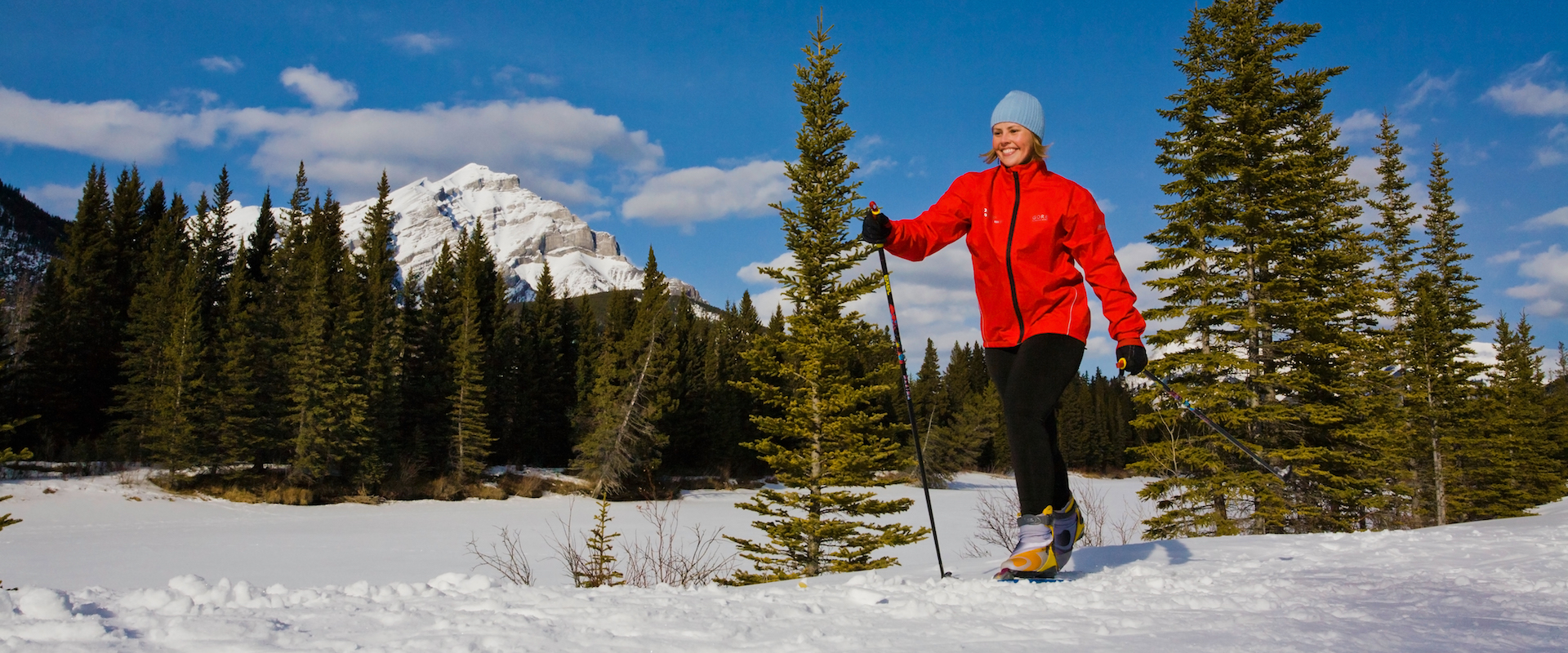 Cross Country Ski to Sundance Lodge in Banff, Canadian Rockies